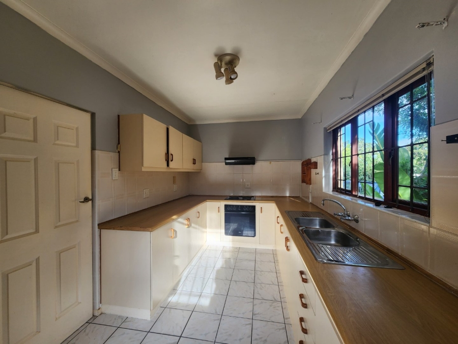 2 Bedroom Property for Sale in King George Park Western Cape